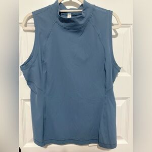 NWT Lululemon Athletica lightweight Nulux Mock-Neck Tank Size 14